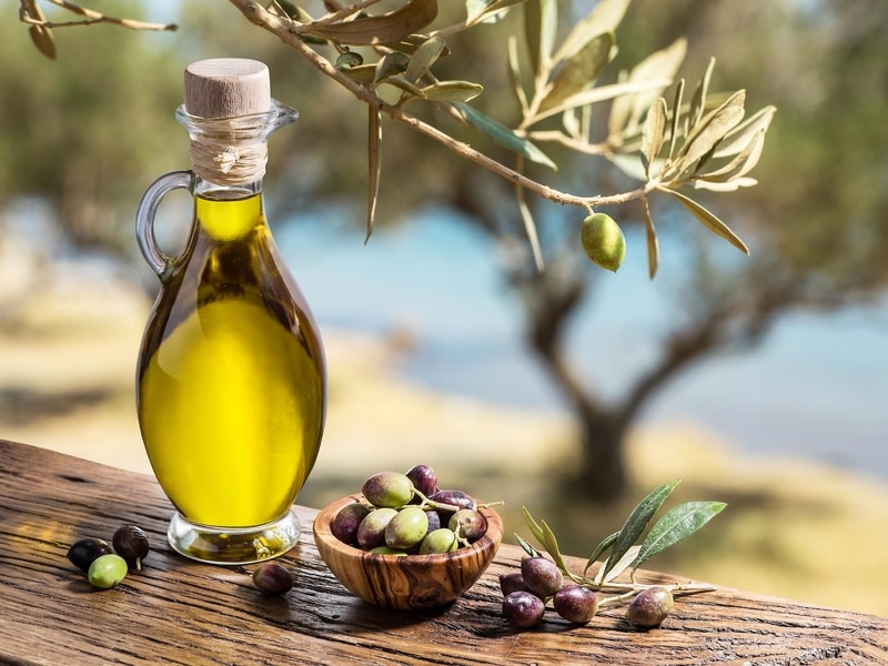 Olio Evo: tutto sul protagonista della dieta mediterranea
