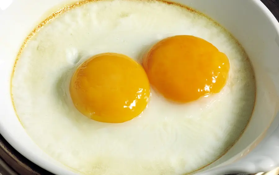 Colesterolo e consumo di uova: a rischio la salute del cuore