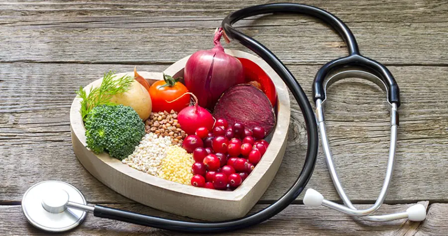 Colesterolo alto: come abbassarlo naturalmente