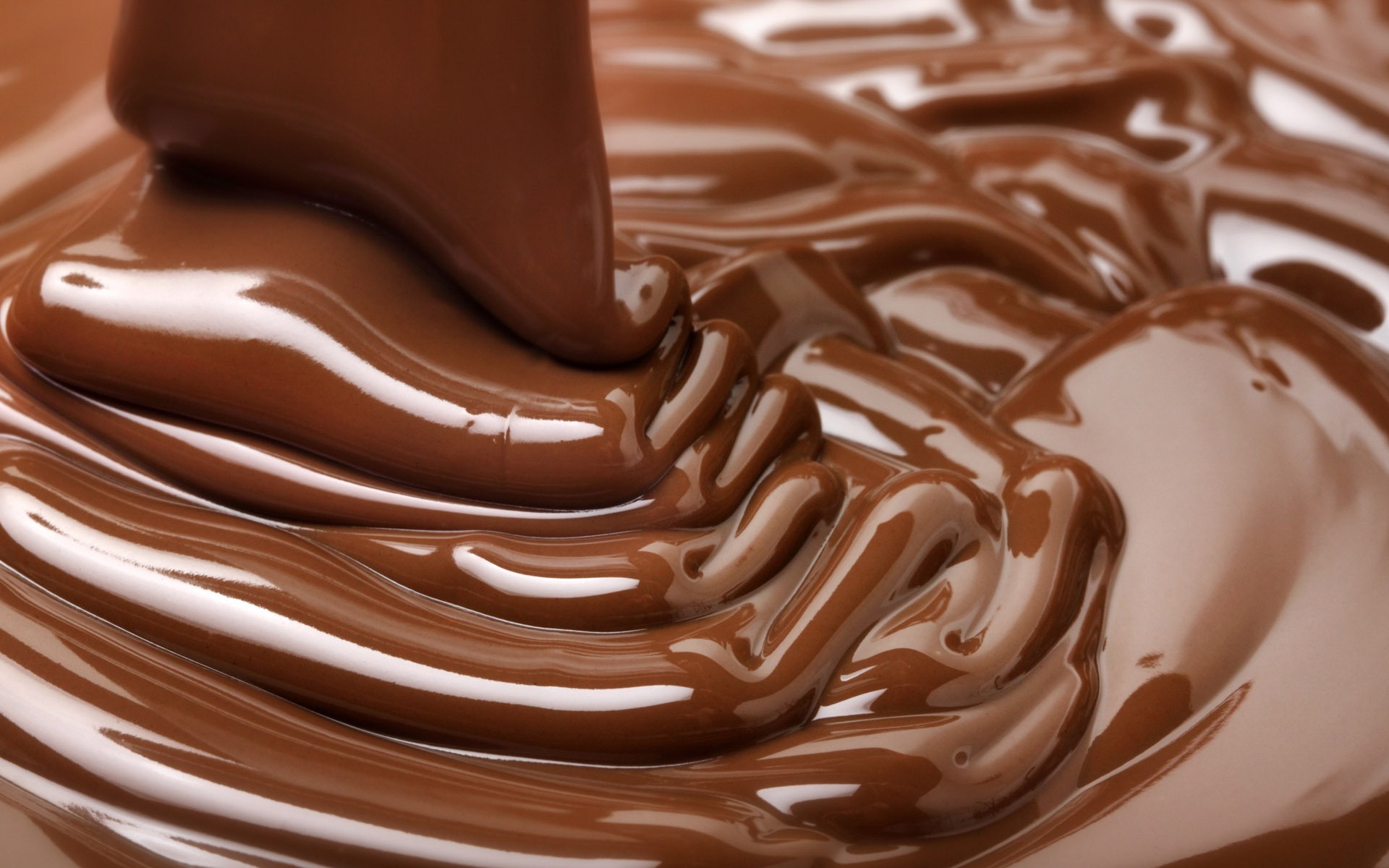 Cioccolato fondente per pelle e capelli più belli