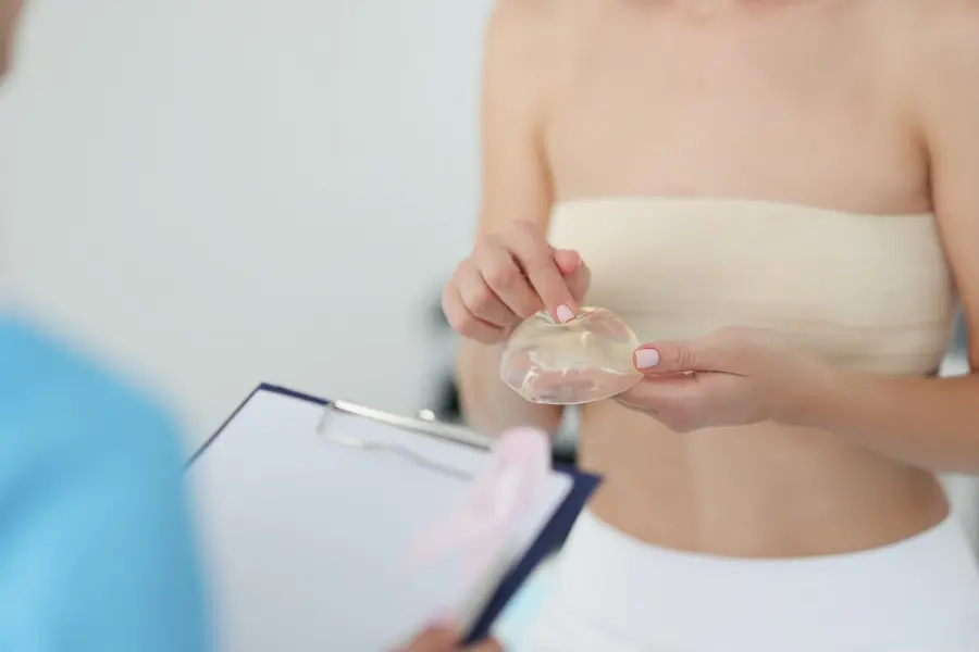 Sette cose da sapere sulla mastoplastica additiva