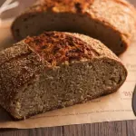 Mangiare pane di segale porta tanti benefici all'organismo: lo studio