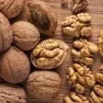 Mangiare le noci fa scendere il livello di ipertensione